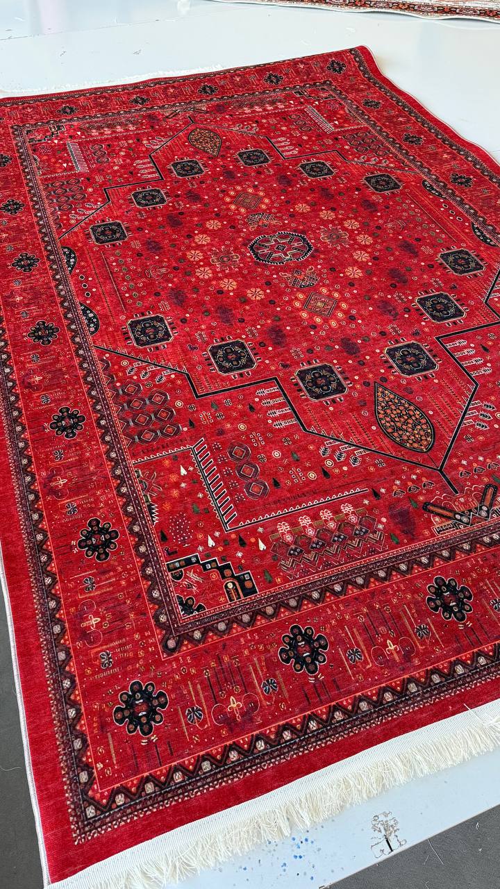 فرشینه مخمل سنتی لاکی