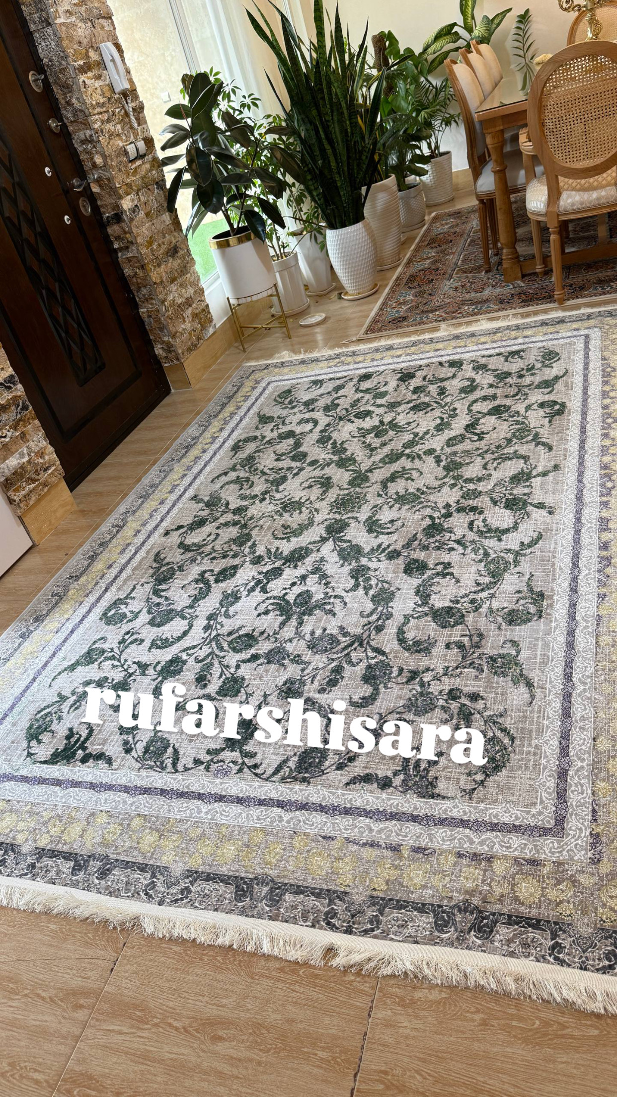 فرشینه مخمل افشان