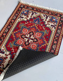 فرشینه مخمل سنتی قرمز