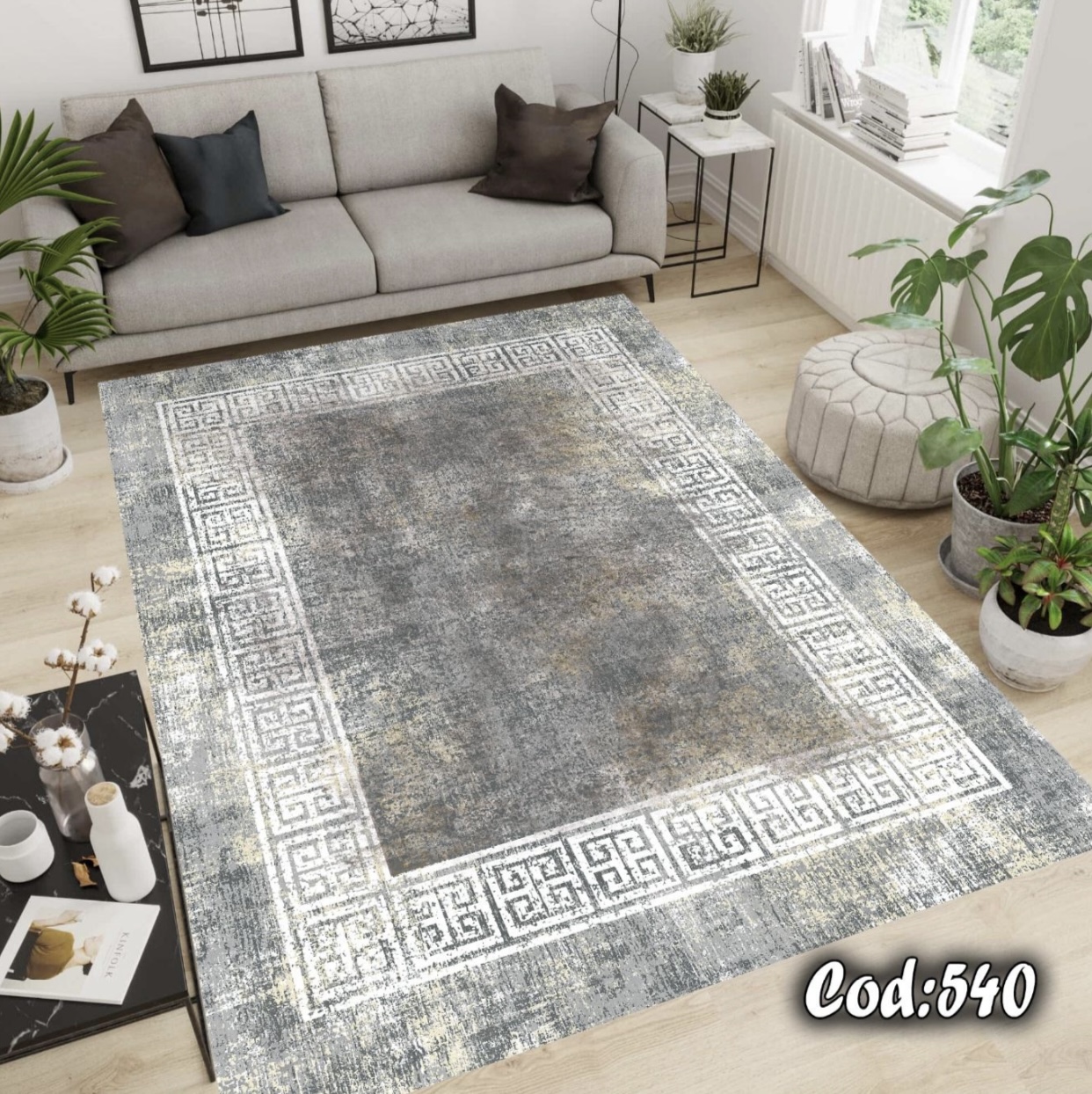 فرشینه مخمل ورساچه