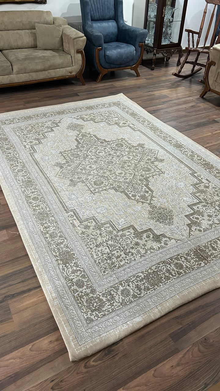 روفرشی کشدار مخمل شانل کرم بژ